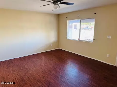 Living - 2341 E Betty Elyse Ln, Phoenix, AZ 85022 photo 1 of 2
