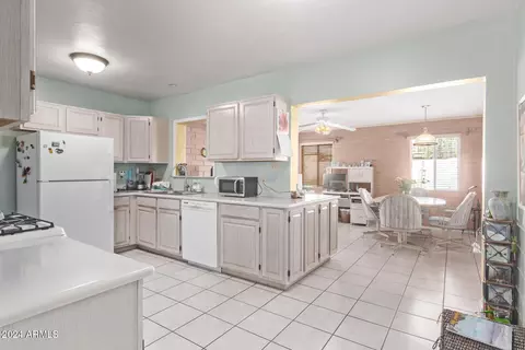 4140 E Turney Ave, Phoenix, AZ 85018 photo 9