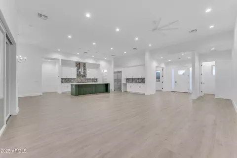 Living - 433 W Saddle Mountain Rd, Phoenix, AZ 85086 photo 4 of 4