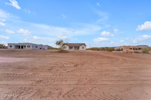Exterior - 433 W Saddle Mountain Rd, Phoenix, AZ 85086 photo 14 of 14