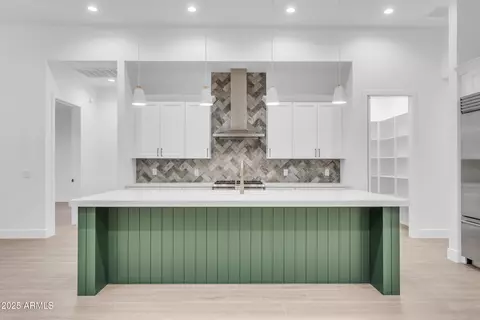 Kitchen - 433 W Saddle Mountain Rd, Phoenix, AZ 85086 photo 1 of 8