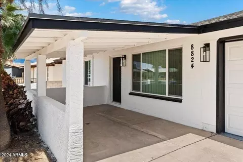 8824 W Cheery Lynn Rd, Phoenix, AZ 85037