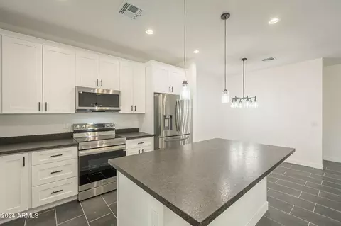993 S Lawson Dr, Apache Junction, AZ 85120 photo 9