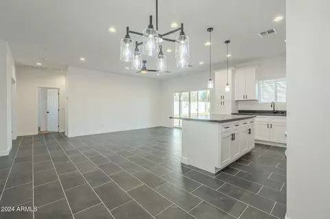 993 S Lawson Dr, Apache Junction, AZ 85120 photo 14