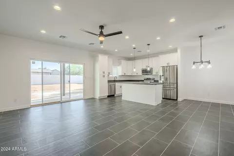 993 S Lawson Dr, Apache Junction, AZ 85120 photo 7
