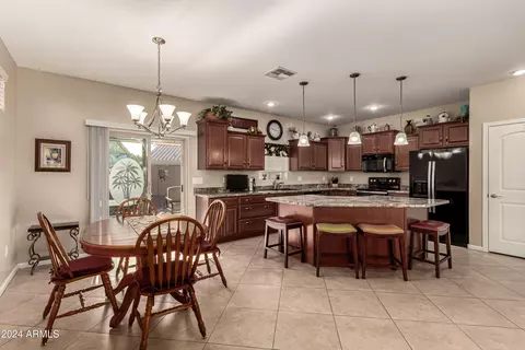5761 E Leonora St, Mesa, AZ 85215 photo 4