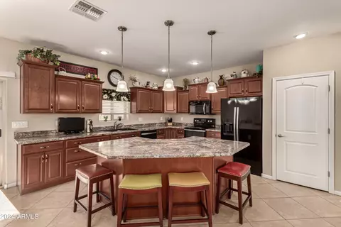 5761 E Leonora St, Mesa, AZ 85215 photo 5