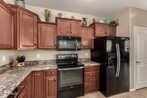 5761 E Leonora St, Mesa, AZ 85215 photo 7