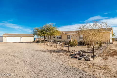 1405 S 367th Ave, Tonopah, AZ 85354