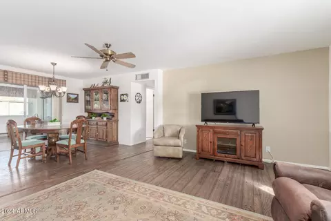 6424 E Dallas St, Mesa, AZ 85205 photo 5