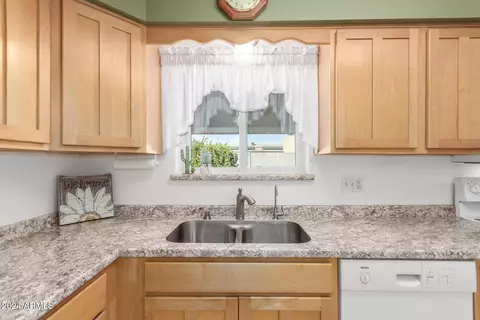 6424 E Dallas St, Mesa, AZ 85205 photo 10