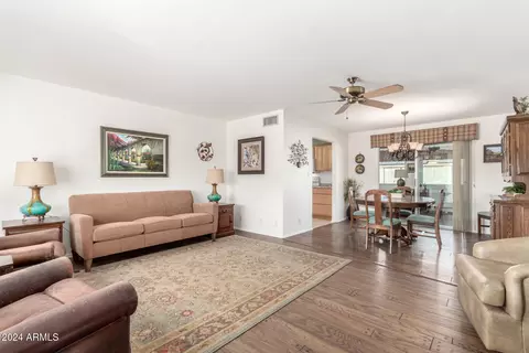 6424 E Dallas St, Mesa, AZ 85205 photo 4