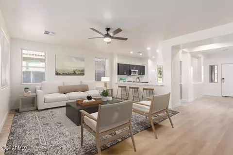 5304 S 33rd Ave, Phoenix, AZ 85041 photo 2