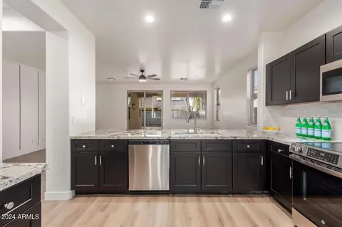 5304 S 33rd Ave, Phoenix, AZ 85041 photo 3