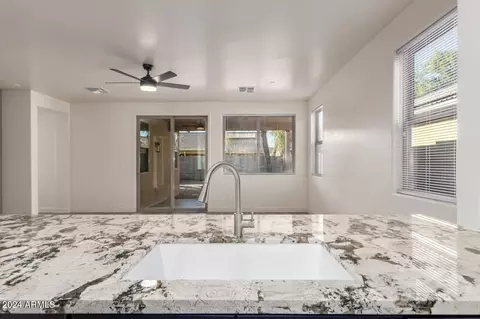 5304 S 33rd Ave, Phoenix, AZ 85041 photo 5