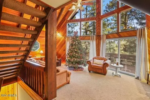 Entry Way - 4616 N Juniper Ln, Pine, AZ 85544 photo 10 of 11