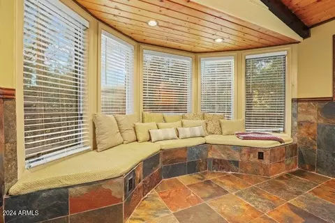 Entry Way - 4616 N Juniper Ln, Pine, AZ 85544 photo 4 of 11
