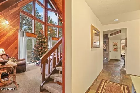 Entry Way - 4616 N Juniper Ln, Pine, AZ 85544 photo 5 of 11
