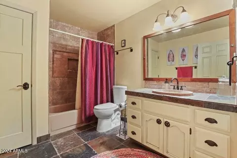 Bath - 4616 N Juniper Ln, Pine, AZ 85544 photo 2 of 3