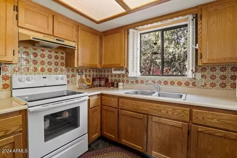 Kitchen - 6486 W Jan Dr, Pine, AZ 85544 photo 3 of 3