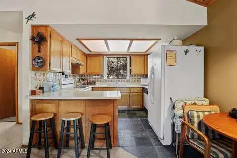 Kitchen - 6486 W Jan Dr, Pine, AZ 85544 photo 1 of 3