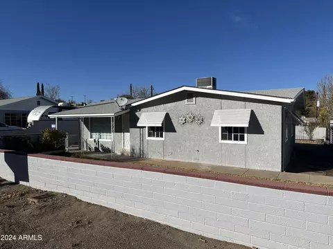 1473 Cherry Ave, Miami, AZ 85539