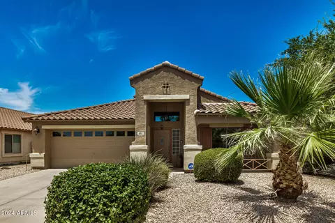 692 E Dry Creek Rd, San Tan Valley, AZ 85143