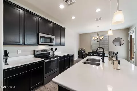 2339 E University Dr #17, Mesa, AZ 85213