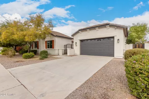 3150 E Warbler Rd, Gilbert, AZ 85297