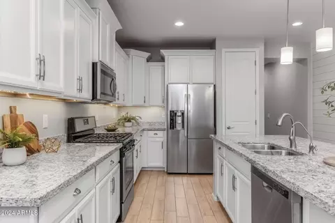9859 E Tungsten Dr, Mesa, AZ 85212 photo 13