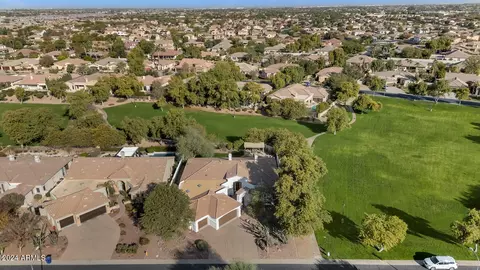 744 E County Down Dr, Chandler, AZ 85249 photo 44