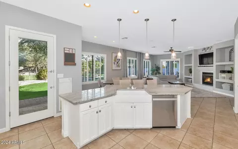 744 E County Down Dr, Chandler, AZ 85249 photo 19