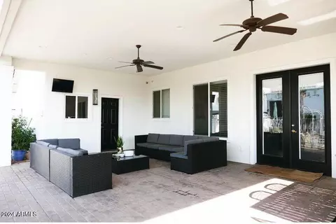 Exterior - 2506 E Melrose St, Gilbert, AZ 85297 photo 8 of 11