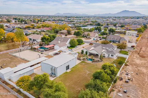 View/Area - 2506 E Melrose St, Gilbert, AZ 85297 photo 1 of 8