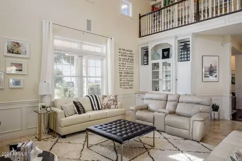 Living - 2506 E Melrose St, Gilbert, AZ 85297 photo 1 of 1