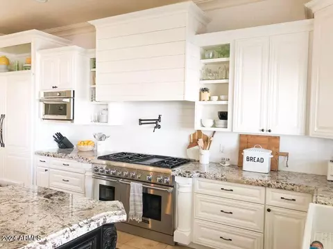 Kitchen - 2506 E Melrose St, Gilbert, AZ 85297 photo 1 of 4