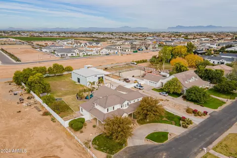 View/Area - 2506 E Melrose St, Gilbert, AZ 85297 photo 4 of 8