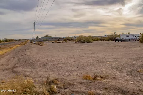 15562 S Sunland Gin Rd #933 & 934, Arizona City, AZ 85123