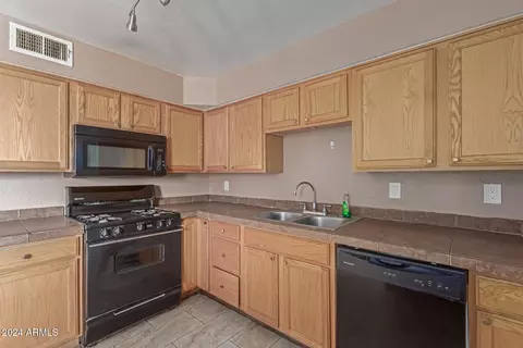 2914 W Mackenzie Dr, Phoenix, AZ 85017 photo 14