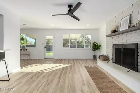 607 E Manhatton Dr, Tempe, AZ 85282 photo 10