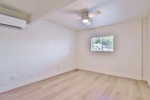 459 E Hampton Ave, Mesa, AZ 85204 photo 4