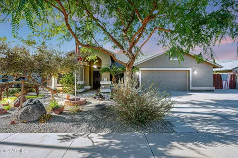 6180 N 88th Ln, Glendale, AZ 85305