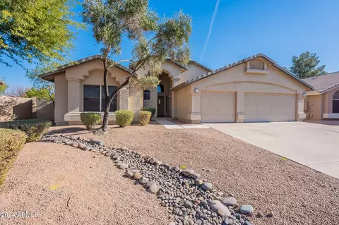 1483 S Nielson St, Gilbert, AZ 85296 photo 2