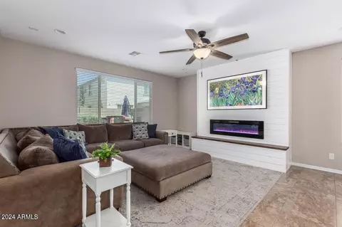 Living - 9536 E Travertine Ave, Mesa, AZ 85212 photo 4 of 6