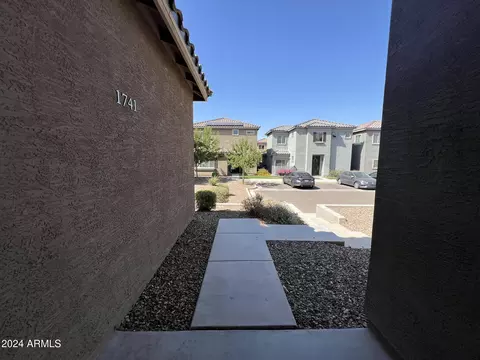 1741 W Pollack St, Phoenix, AZ 85041 photo 12