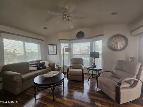 650 N Hawes Rd #5439, Mesa, AZ 85207