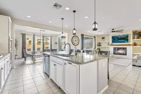 64 W Shannon St, Gilbert, AZ 85233 photo 5
