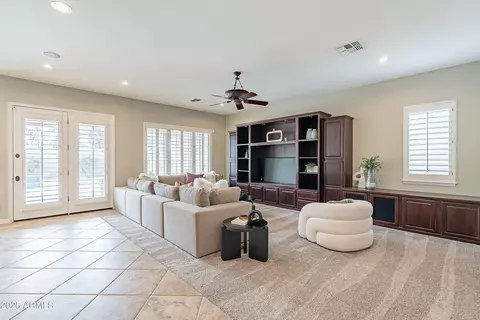 Living - 4353 E Santa Fe Ct, Gilbert, AZ 85297 photo 1 of 4