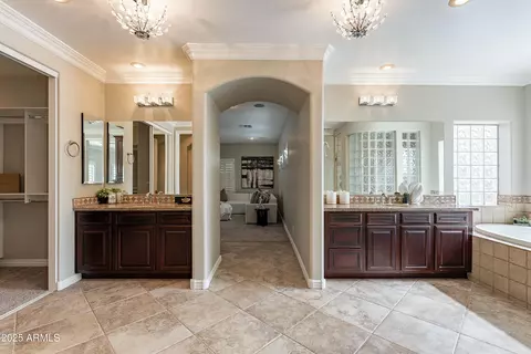 Entry Way - 4353 E Santa Fe Ct, Gilbert, AZ 85297 photo 3 of 3