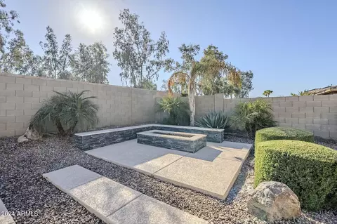 Exterior - 4353 E Santa Fe Ct, Gilbert, AZ 85297 photo 5 of 8